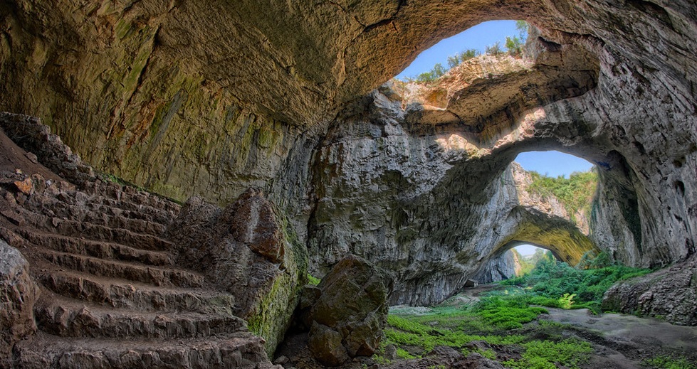 Пещера Деветашка